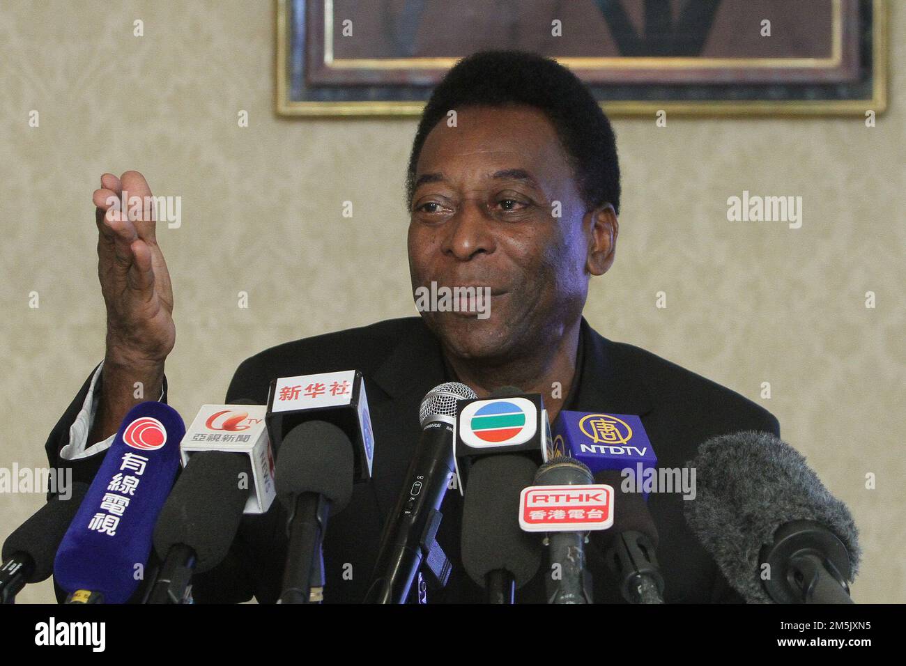 07.03.2011 Hong Kong, CINA; la leggenda del calcio Pele visita Hong Kong come parte del tour promozionale per il nuovo MLS Side New York Cosmos. Foto Stock