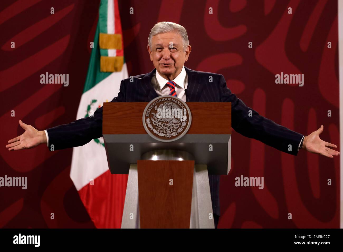 Città del Messico, Messico. 29th Dec, 2022. Il presidente messicano Andres Manuel Lopez Obrador durante una conferenza con i giornalisti al Palazzo Nazionale di Città del Messico, Messico il 29 dicembre 2022 a Città del Messico, Messico (Credit Image: © Luis Barron/eyepix via ZUMA Press Wire) Foto Stock