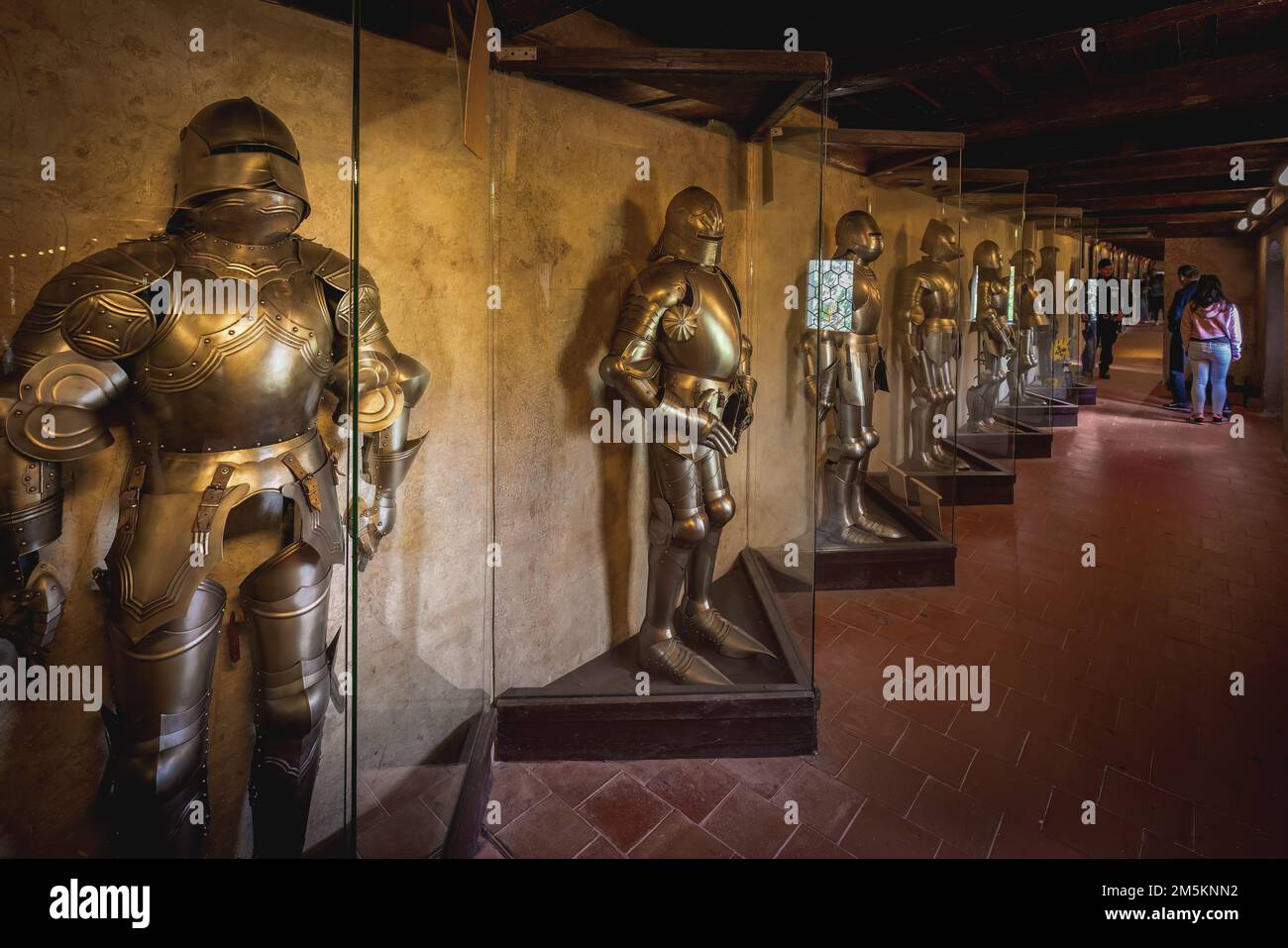Corridoio difensivo interno nel vicolo d'oro del Castello di Praga - Praga, Repubblica Ceca Foto Stock