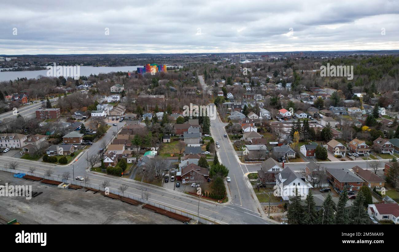 12 2022 novembre, Sudbury Ontario Canada. L'ospedale Old St Joseph di Paris St a Sudbury è il più grande murale del Canada, come è stato dipinto nel 2019. Luke Du Foto Stock