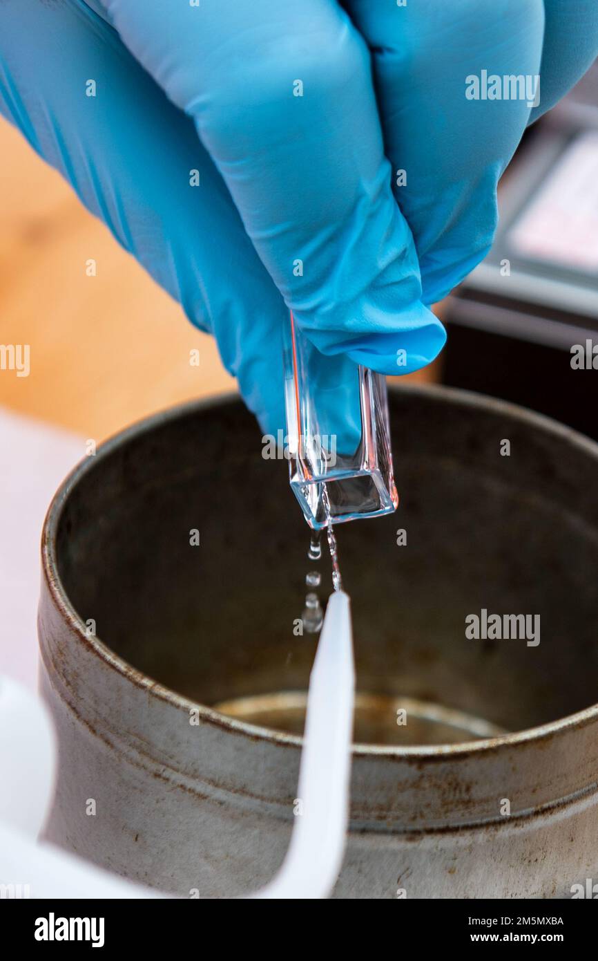 Idrocarburi del petrolio immagini e fotografie stock ad alta risoluzione Alamy
