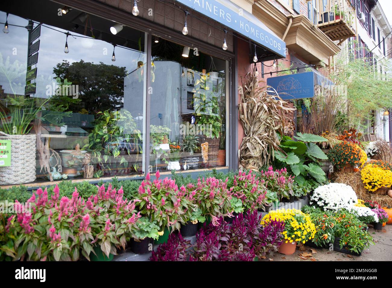 Bye-Way Gardens Florist, negozio di giardinaggio su Bridge Street a Lambertville , New Jersey - USA Foto Stock