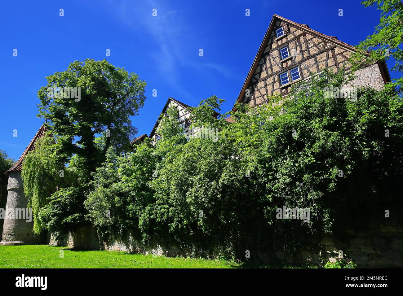 Lo Zwinger è una vista nel centro storico di Rottenburg am Neckar. Rottenburg am Neckar, Tuebingen, Baden-Wuerttemberg, Germania Foto Stock