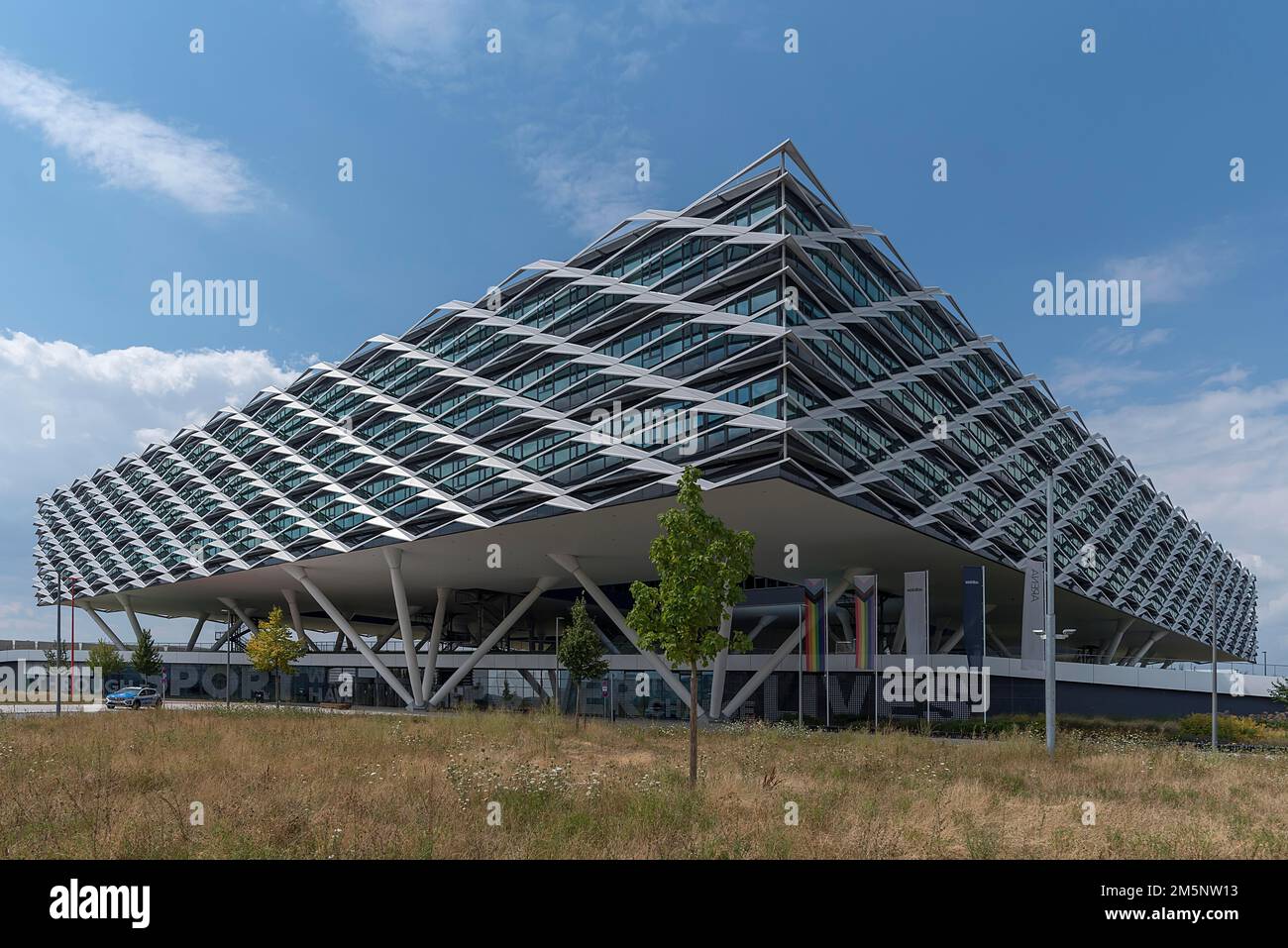 Moderno edificio amministrativo Adidas, Herzogenaurach, Franconia media, Baviera, Germania Foto Stock