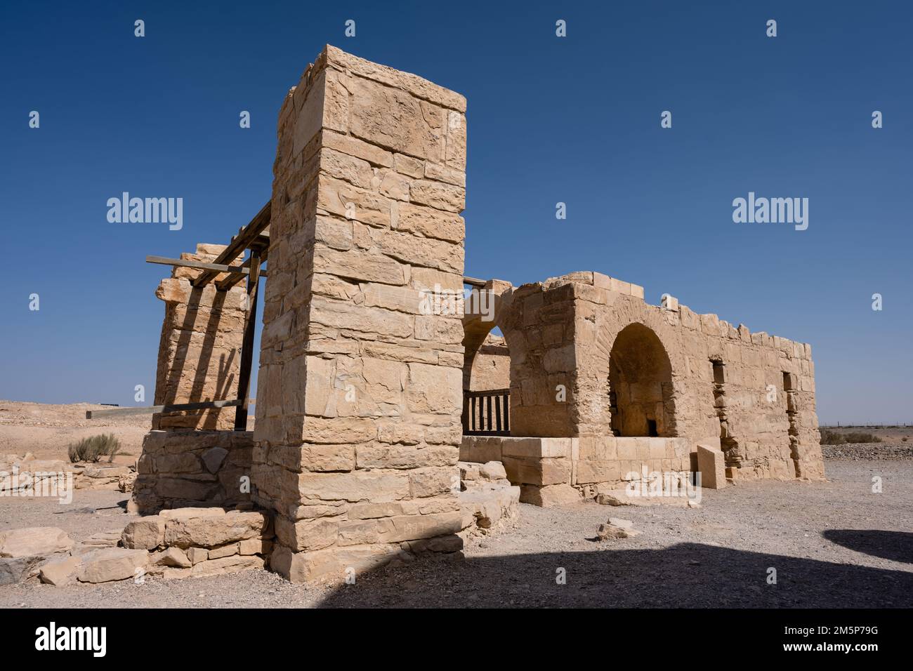 Qusayr Amra Desert Castle Well Building in Giordania Foto Stock