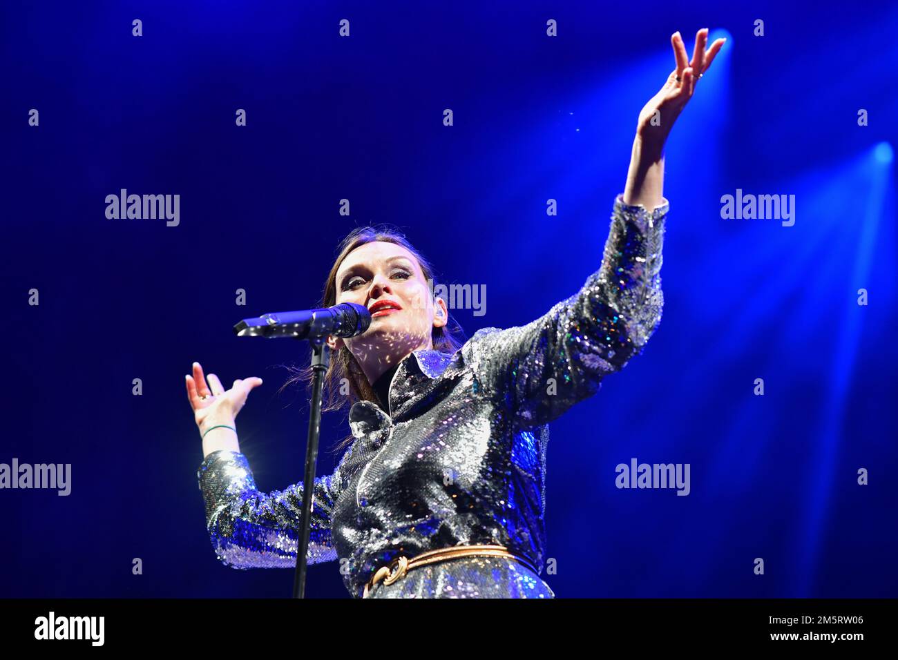 Edimburgo Scozia, Regno Unito 30 dicembre 2022. La discoteca Night Afore si svolge a Princes Street Garden con Sophie Ellis-Bextor. credito sst/alamy notizie dal vivo Foto Stock