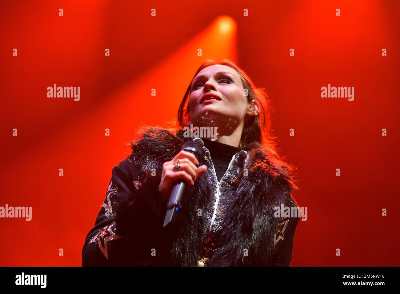 Edimburgo Scozia, Regno Unito 30 dicembre 2022. La discoteca Night Afore si svolge a Princes Street Garden con Sophie Ellis-Bextor. credito sst/alamy notizie dal vivo Foto Stock