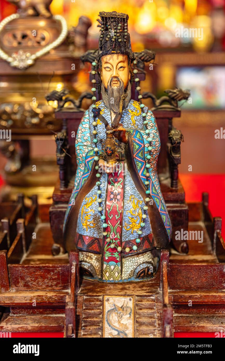 Altare al Santuario di Leng Buai Ia, il più antico tempio buddista cinese. Chinatown, Bangkok, Thailandia. Foto Stock
