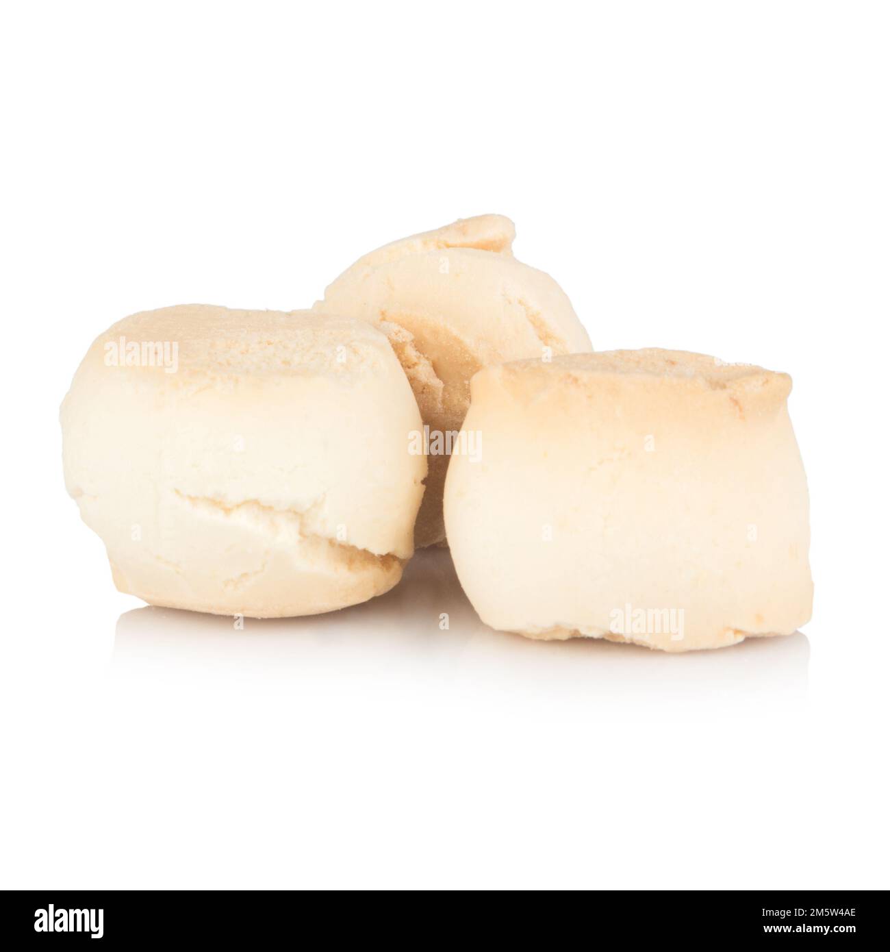 kanomping thai dessert isolato su sfondo bianco. Foto Stock