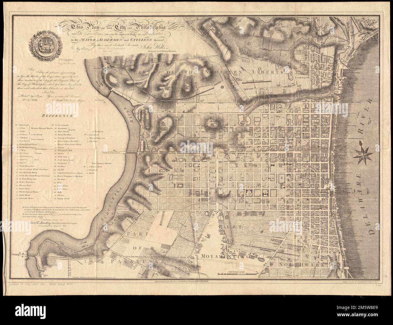 Questo piano della città di Filadelfia e dei suoi dintorni, (mostrandone le parti migliorate) è dedicato al sindaco, agli uomini di stato e ai cittadini. Fax dello stato 2. Mostra i nomi delle strade, delle strade, del drenaggio e dei punti di interesse. Rilievo mostrato da hachures. Orientato con nord verso l'alto a sinistra. Accanto al titolo, incisione: Il Sigillo della Città di Filadelfia. A sinistra, iscrizione stampata, datata 5 settembre 1796, di Matthew Clarkson, Sindaco di Philadelphia. Include riferimenti ai punti di interesse. Pubblicato originariamente: Philadelphia : John Hills, 1797 ; [London] : Messrs John & Foto Stock