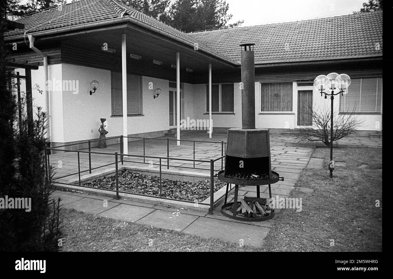 GDR, Bernau, 29. 01. 1990, Waldsiedlung, ex insediamento governativo della dirigenza statale della RDT a Wandlitz, ora Rehabilitationssanatorium Foto Stock