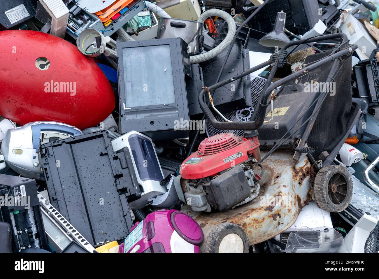 Stoccaggio dei rifiuti elettronici. Amsterdam Olanda. vvvbvanbree fotografie Foto Stock