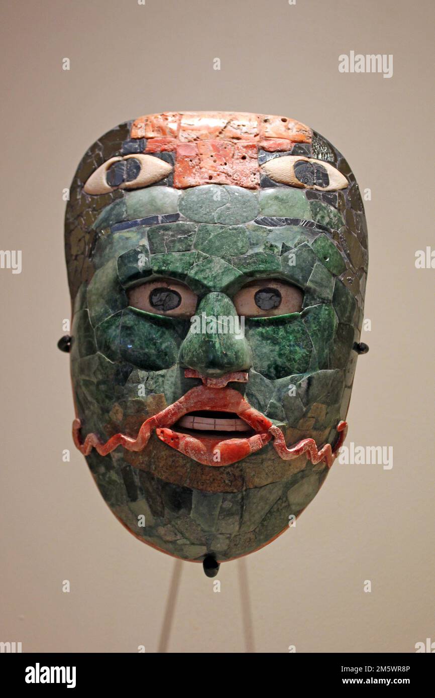 Maschera funeraria - Giada, conchiglia, pirite Foto Stock
