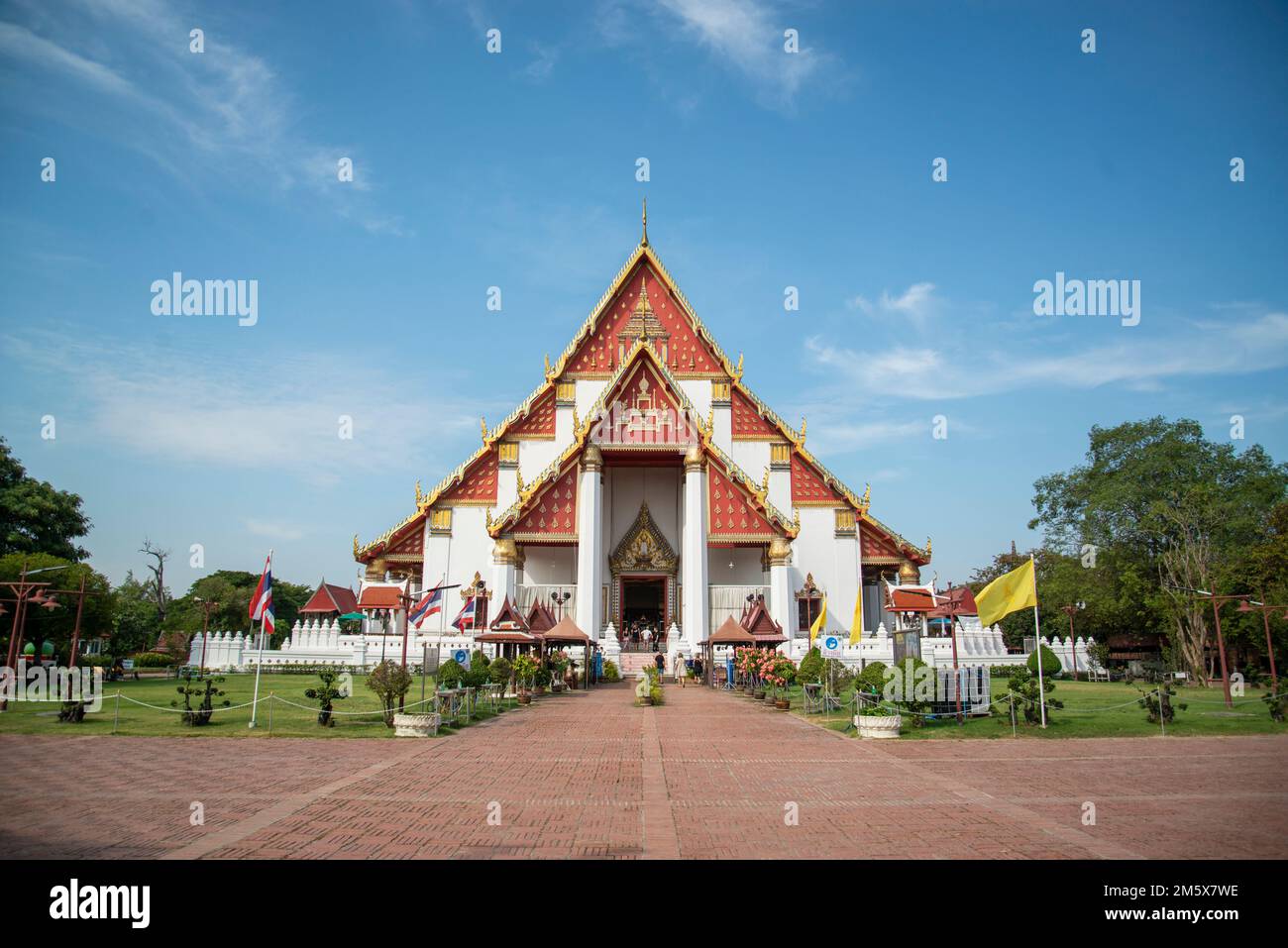 Il Wat Viharn Phra Mongkhon Bophit Tempio nella città Ayutthaya nella provincia di Ayutthaya in Thailandia, Thailandia, Ayutthaya, novembre, 2022 Foto Stock