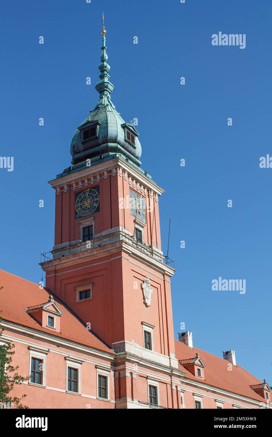 La Torre dell'Orologio del Castello reale nella Città Vecchia di Varsavia, Polonia Foto Stock