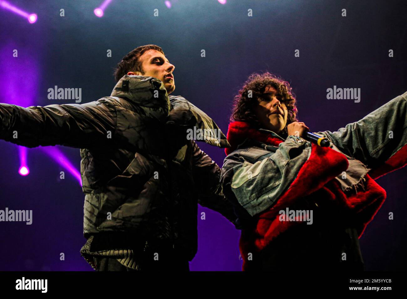 Roma, Italia. 31st Dec, 2022. Capodanno 2023 al Circo massimo di Roma con Elodie, Franco 126, Madame, Sangiovanni, Taekwondo e Andrea Casta hanno atteso il nuovo anno insieme al Consigliere per la Cultura del comune di Roma, Alessandro Onorati, insieme a Francesca Romana D'Andrea e Filippo Ferraro presentatori della manifestazione. (Foto di Daniela Franceschelli/Pacific Press) Credit: Pacific Press Media Production Corp./Alamy Live News Foto Stock