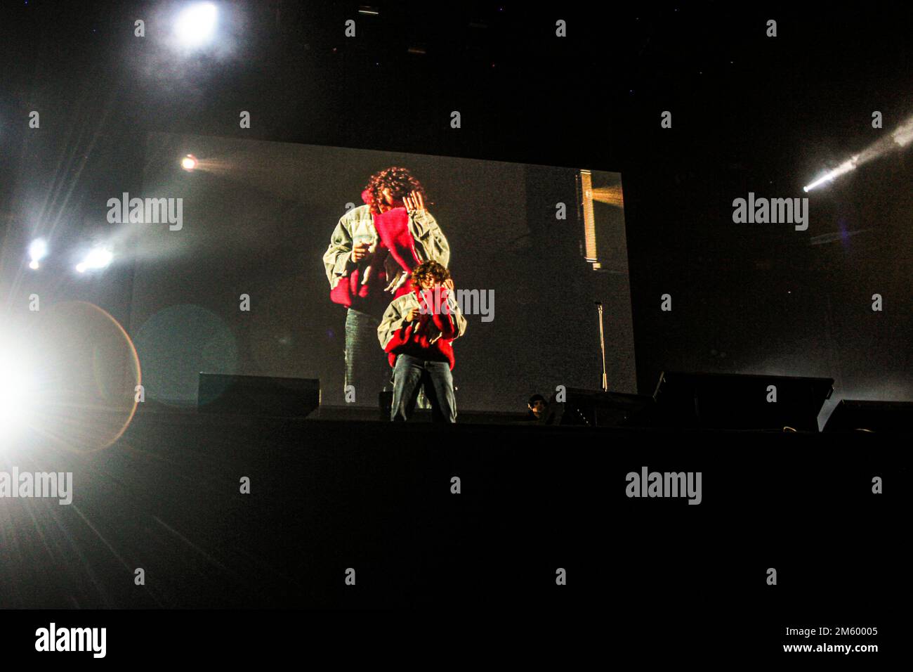 31 dicembre 2022, Roma, Italia: Capodanno 2023 al Circo massimo di Roma con Elodie, Franco 126, Madame, Sangiovanni, Taekwondo e Andrea Casta hanno atteso il nuovo anno insieme al Consigliere per la Cultura del comune di Roma, Alessandro Onorati, insieme a Francesca Romana D'Andrea e Filippo Ferraro presentatori della manifestazione. (Credit Image: © Daniela Franceschelli/Pacific Press via ZUMA Press Wire) Foto Stock