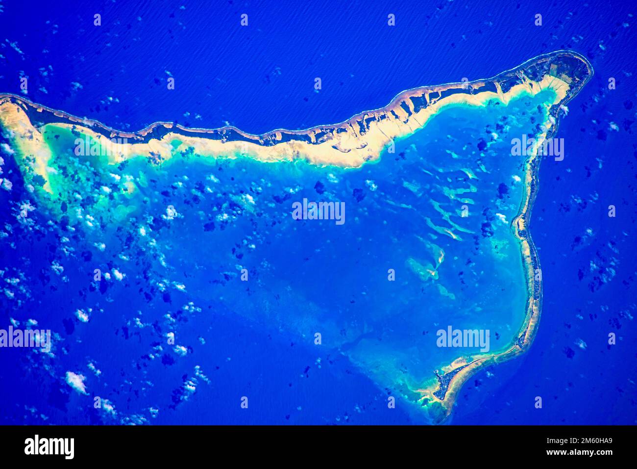 Spiagge nell'Oceano Pacifico. Per le linee guida sull'utilizzo della NASA: Fare riferimento a https://www.nasa.gov/multimedia/guidelines/index.htm Foto Stock