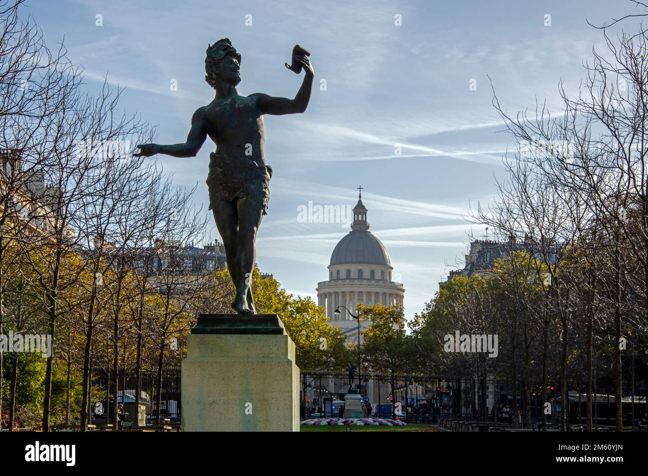 Tranquilla moneta vuota nel famoso Jardin du Luxembourg di Parigi Foto Stock