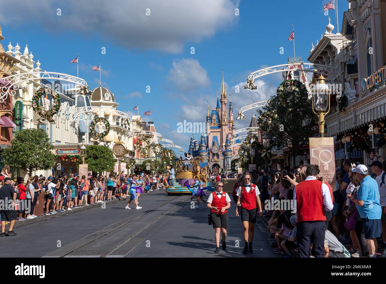 Orlando, FL, Stati Uniti d'America - Novembre 5 2022 : Magic Kingdom Park. La celebrazione del 50th° anniversario del Walt Disney World. Foto Stock