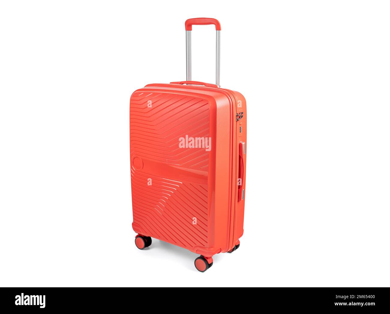 Valigia isolata su bianco. valigia da viaggio rossa e alla moda su sfondo bianco con ombra. Bagaglio da viaggio rosso Foto Stock