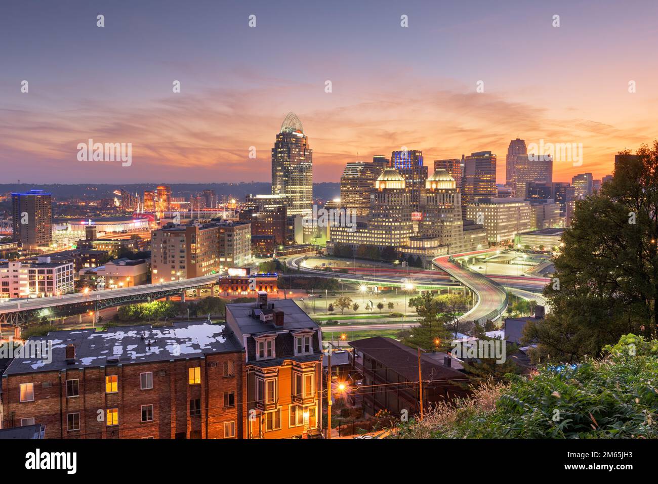 Cincinnati, Ohio, Stati Uniti d'America cityscape al crepuscolo. Foto Stock