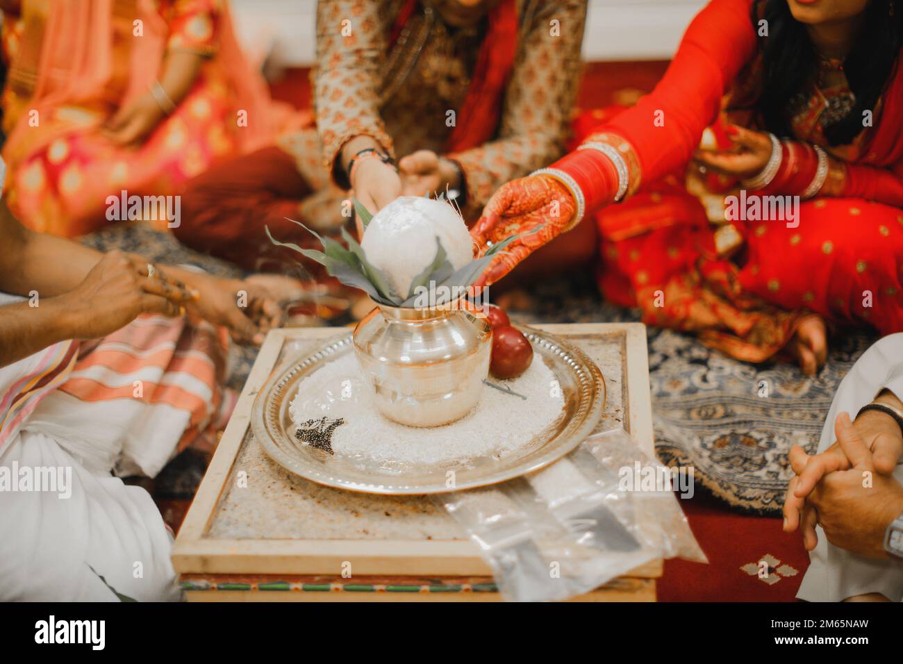 cerimonia di nozze indiana cerimonia di islam indù personalizzata per sposa e sposo Foto Stock