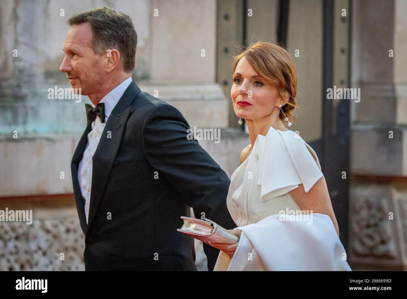 Christian e Geri Horner sul tappeto rosso al James Bond No Time To Die World Premier Foto Stock