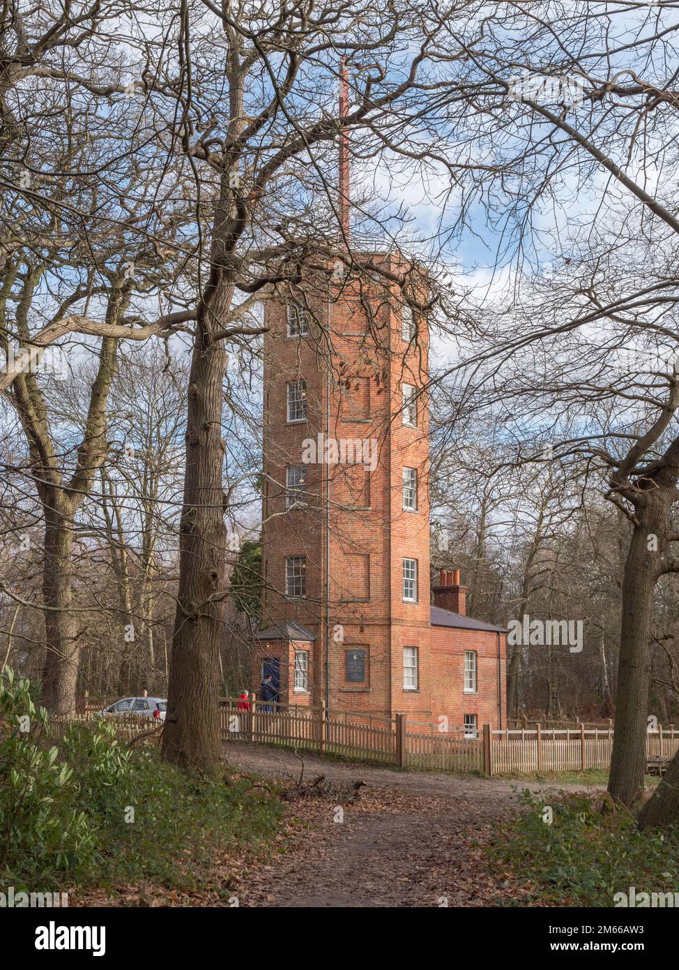 Chatley Heath Semaphore Tower, Ockham Common, Cobham, Surrey, UK. Foto Stock