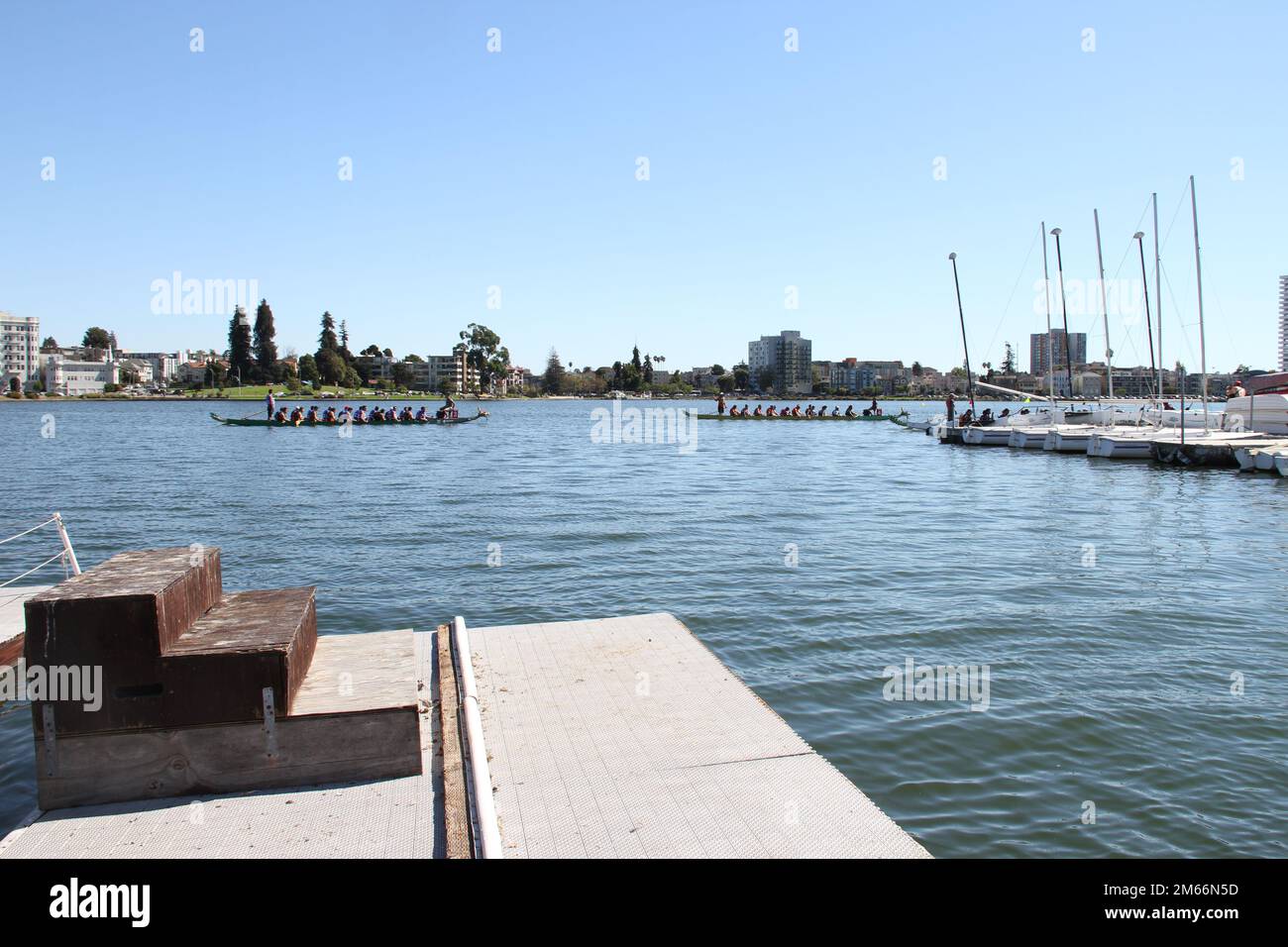 8/20/2017: Oakland, California: Gare di Dragon Boat Foto Stock