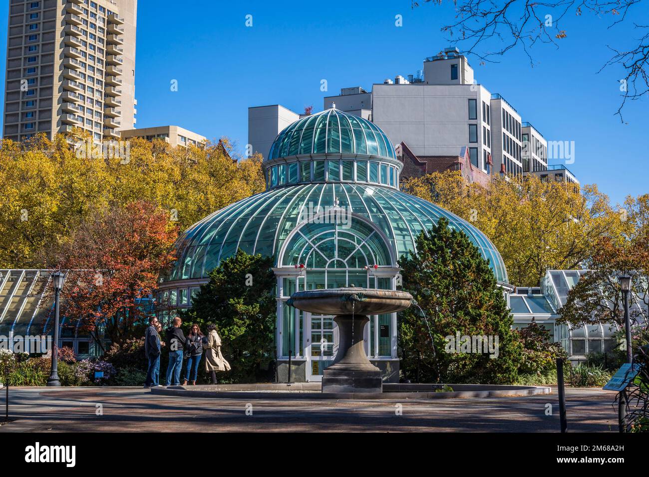 The Palm House, Brooklyn Botanic Garden, fondata nel 1910, Brooklyn, New York City, STATI UNITI, Foto Stock The Palm House, Brooklyn Botanic Garden, fondata nel 1910, Brooklyn, New York City, STATI UNITI, Foto Stock