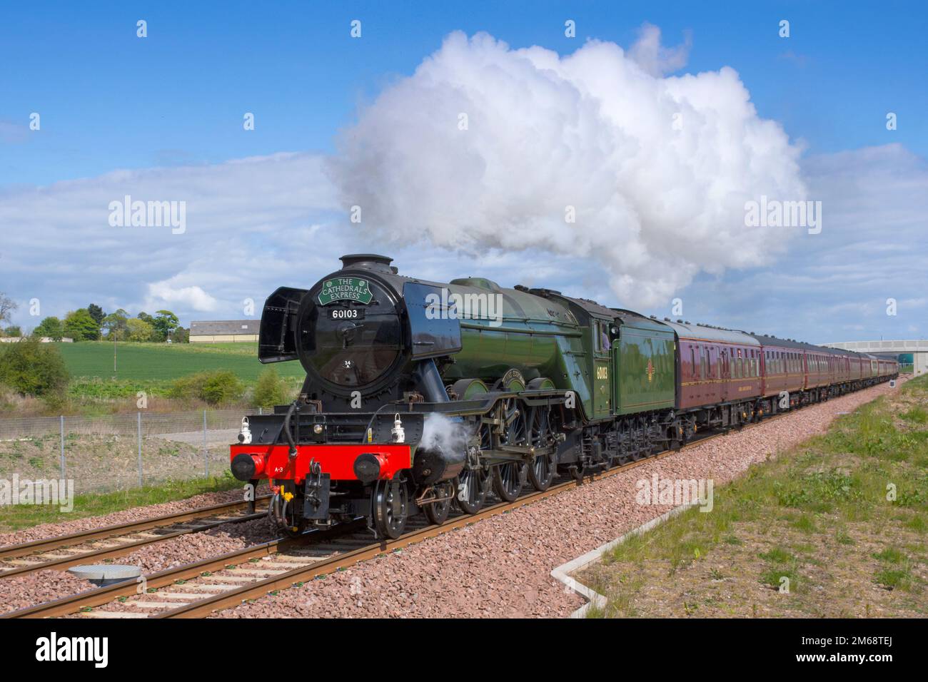 Volando Scotsman sulla linea ferroviaria di confine vicino Edimburgo. Colore Foto Stock