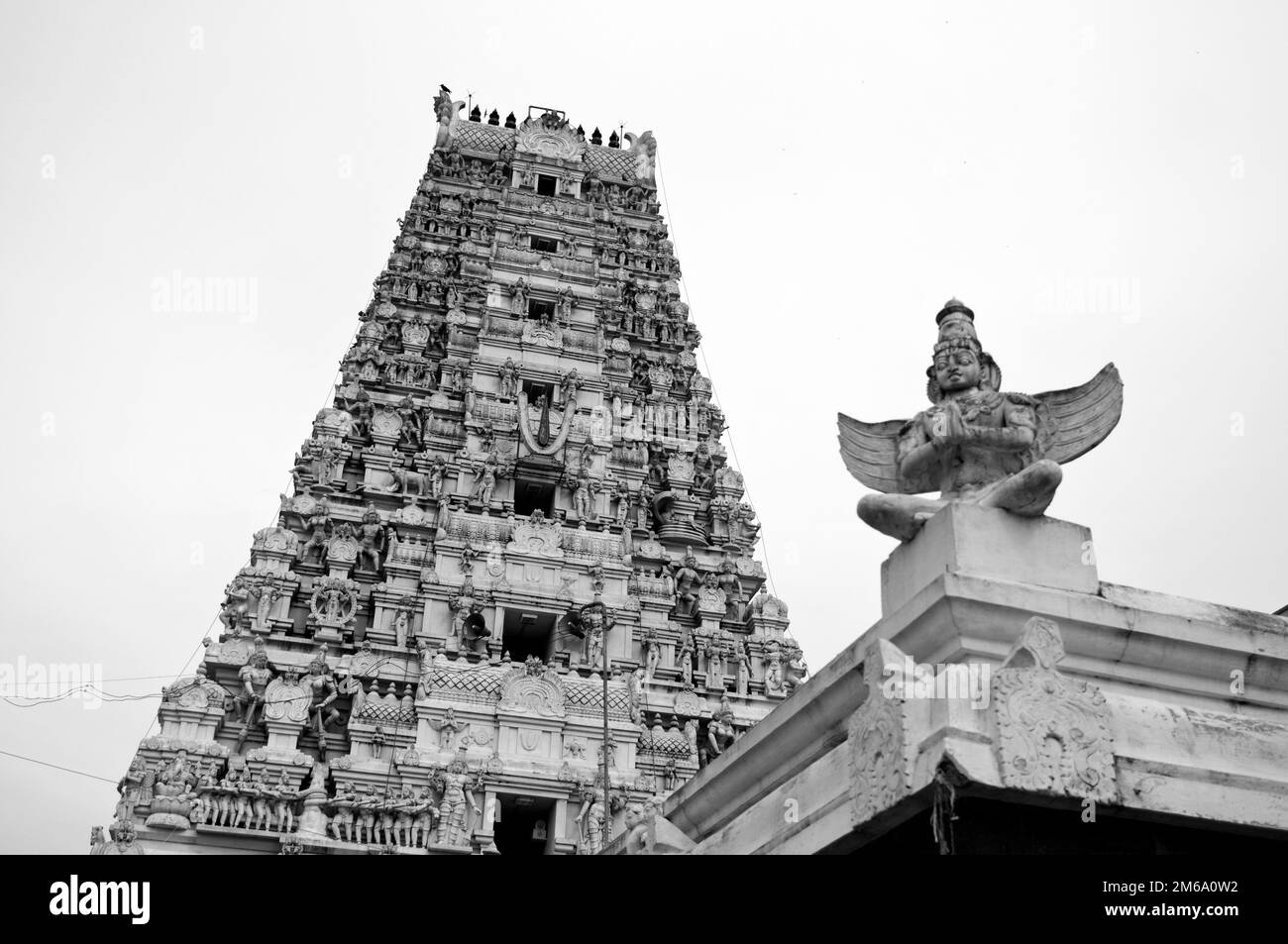 Un antico tempio vishnu in utharamerur tamilnadu Foto Stock