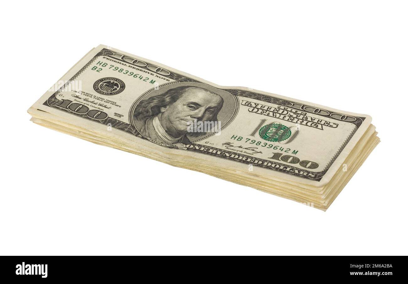 Stack di US Hundred Dollar Bills isolati su sfondo bianco. Foto Stock