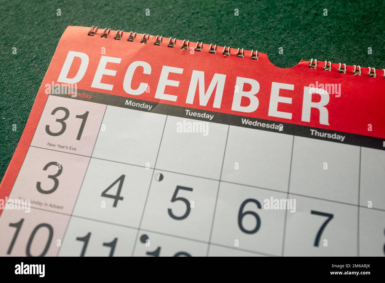 Calendario 2023, dicembre, pianificatore mensile per parete e scrivania. Primo piano del mese e pochi giorni. Foto Stock