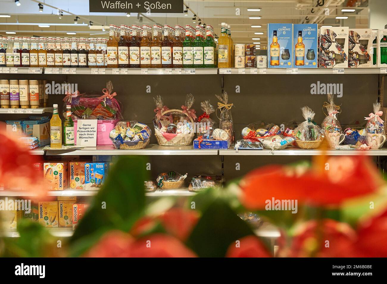 Cestini e articoli da regalo, Edeka-Jaenecke, Adendorf, bassa Sassonia, Germania Foto Stock