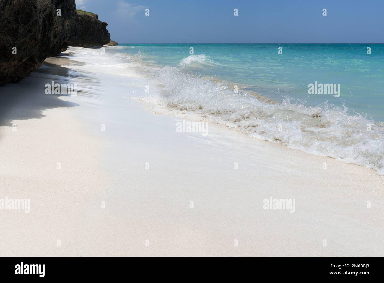 Vista sulla spiaggia e sulla costa a Cuba Havana Foto Stock