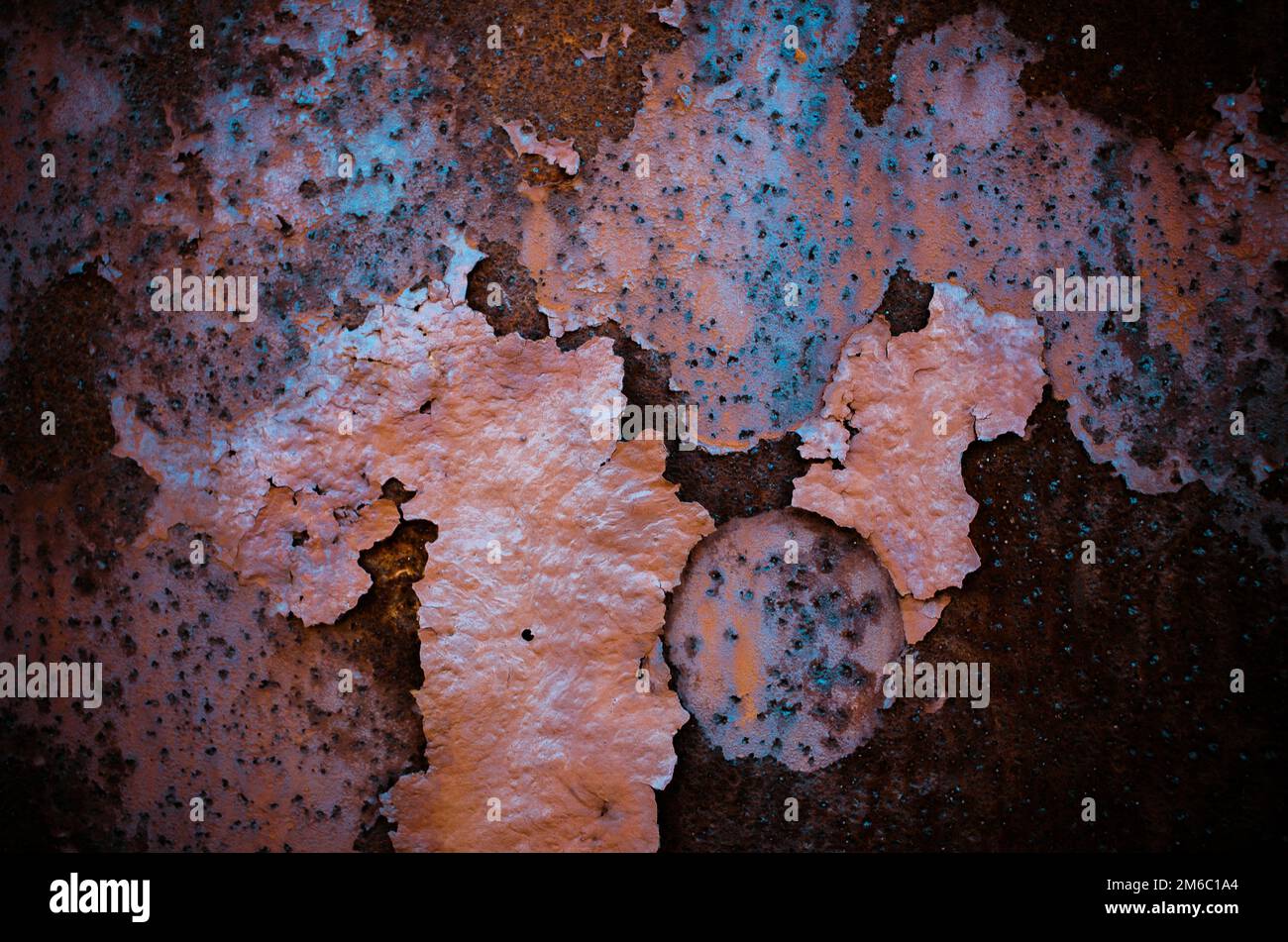 Dark indossato metallo arrugginito texture dello sfondo. Foto Stock