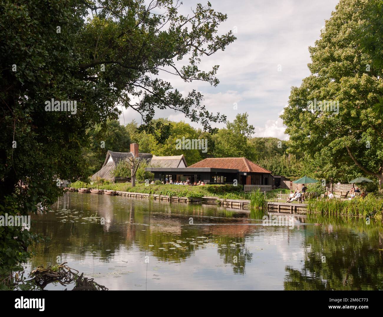 La campagna britannica di fiducia nazionale a flatford Mill constable paese Foto Stock