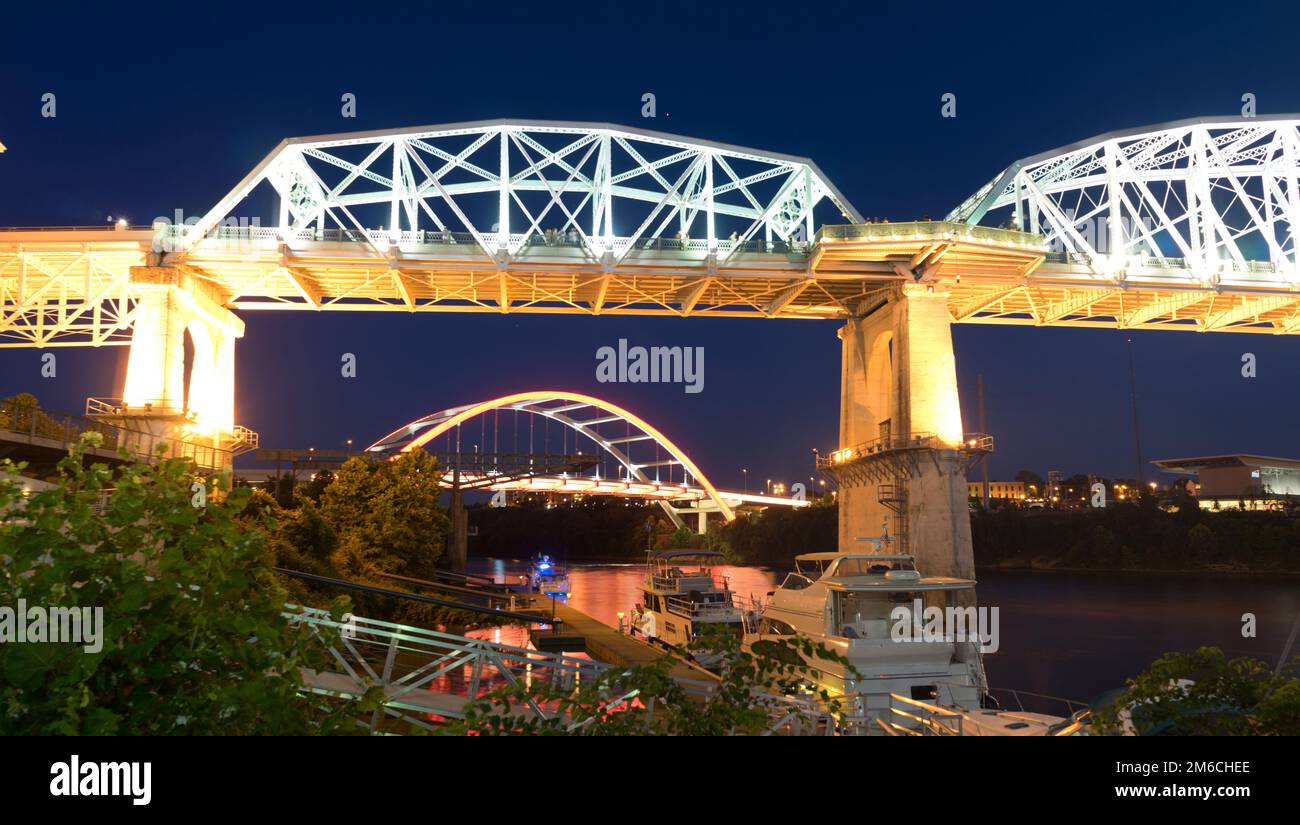 Night Bridges Cumberland River Nashville Tennessee Foto Stock