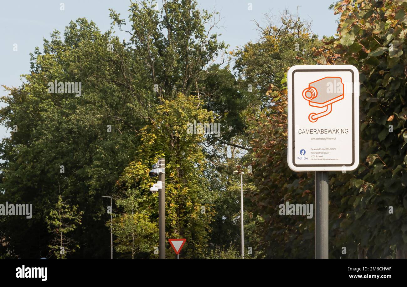 Hasselt. Limburgo - Belgio 18-09-2021. Segnale di avvertimento sulle strade del Belgio relativo a una dash cam di sicurezza Foto Stock