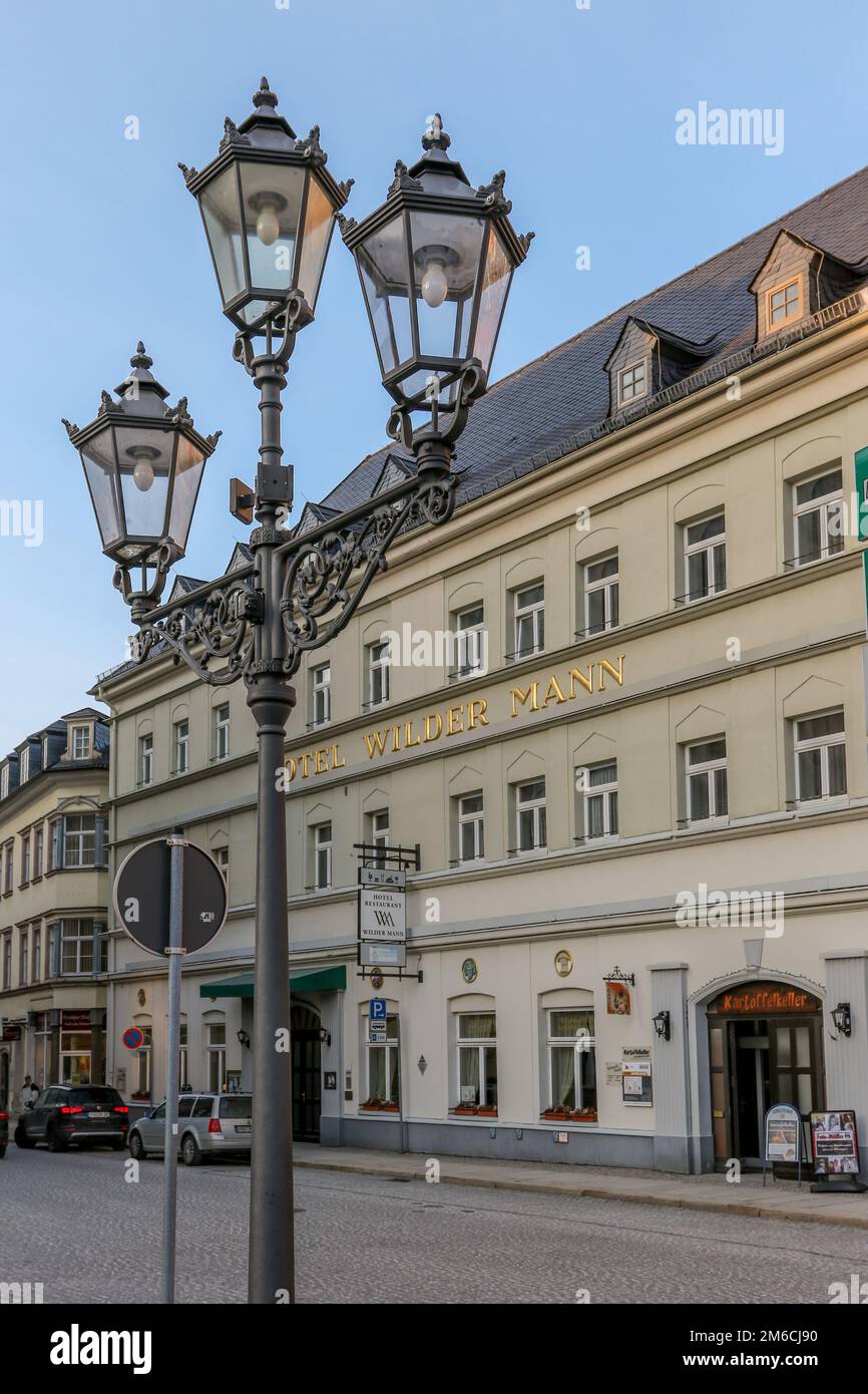 Hotel tradizionale 'Wilder Mann' ad Annaberg Foto Stock