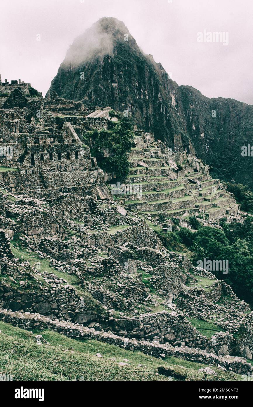 Le rovine nascoste della cultura Inca. Foto Stock