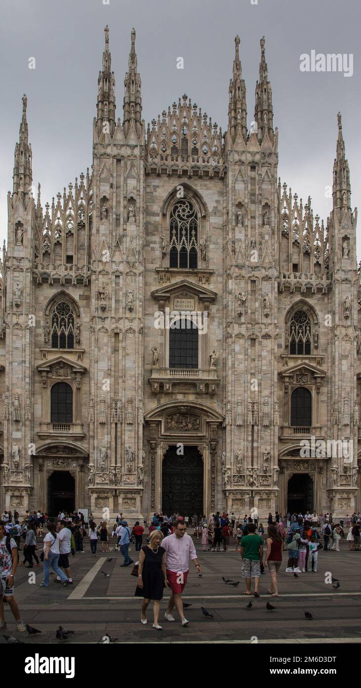 Facciata a cupola in marmo bianco Foto Stock