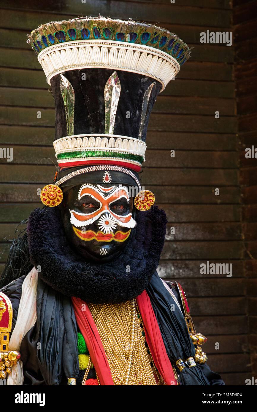 Ballerina Kathakali. Spettacolo di danza Kathakali al Boris Garden Sofia in Bulgaria. Foto Stock