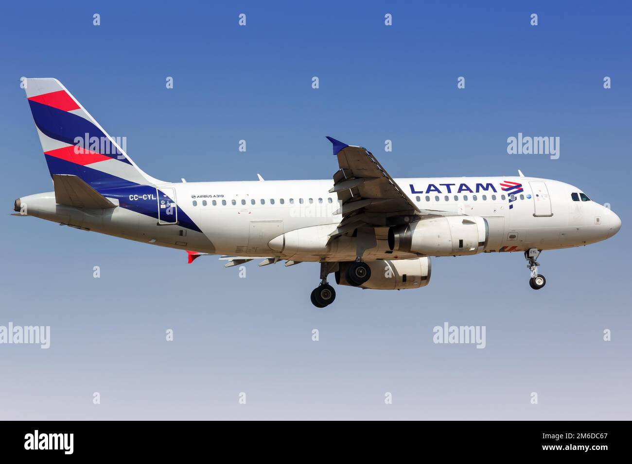Aereo LATAM Airbus A319 Foto Stock