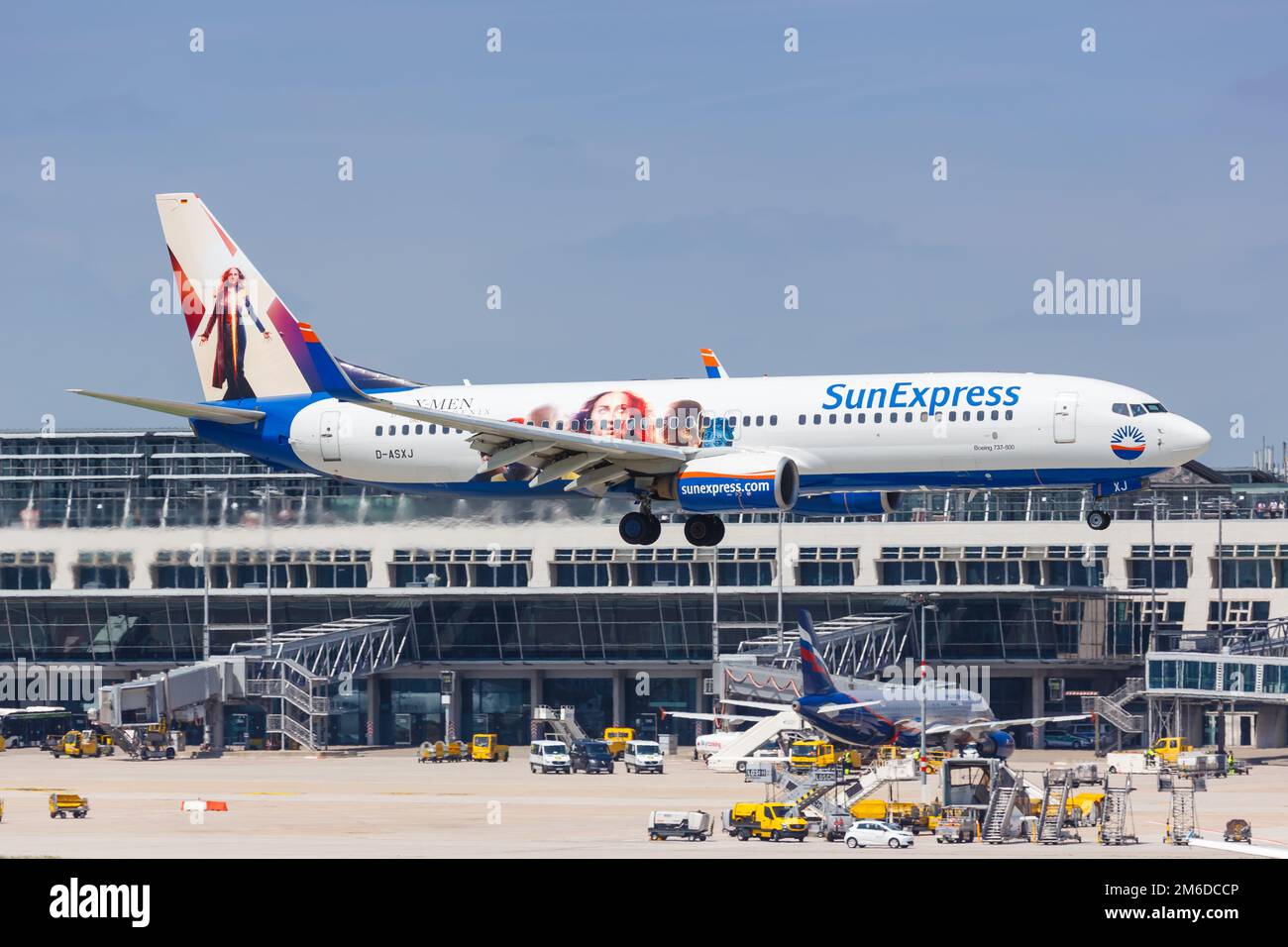 SunExpress Boeing 737 aereo aeroporto di Stoccarda X-Men Dark Phoenix livrea Foto Stock