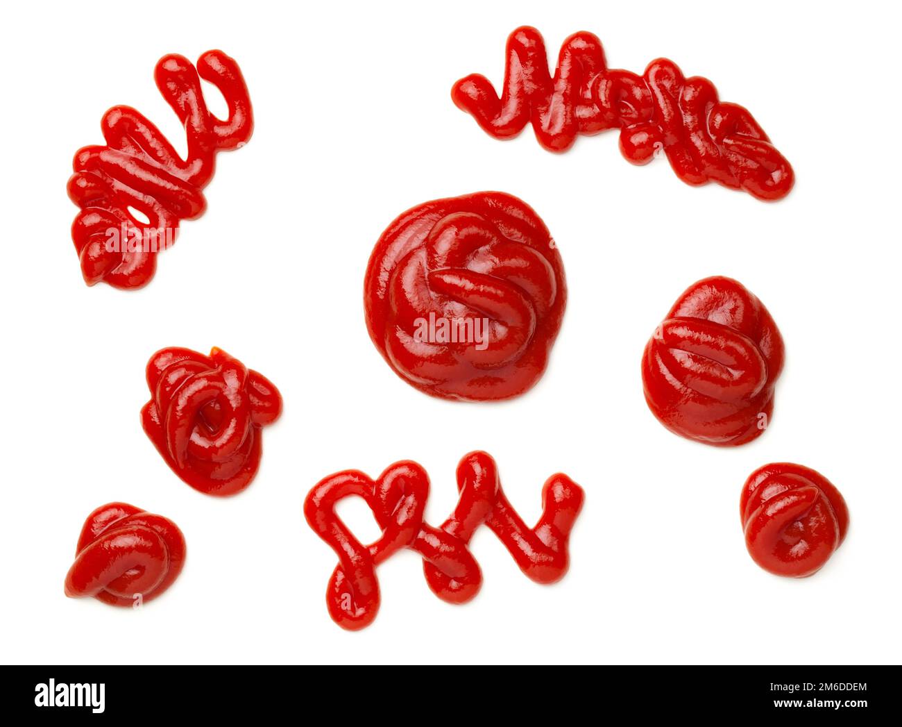 Schizzi di ketchup isolati su sfondo bianco Foto Stock