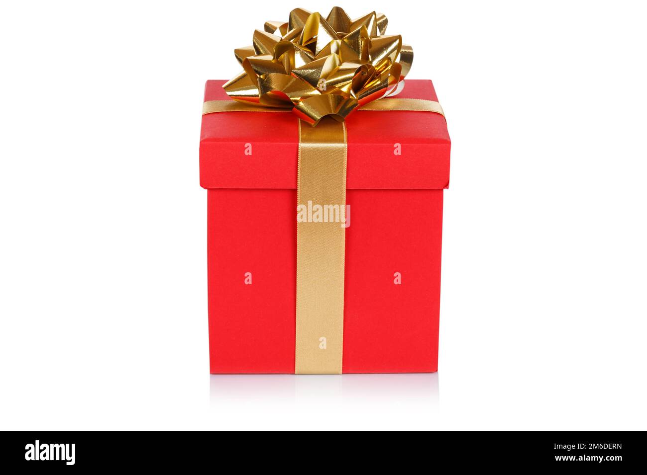 Regalo di Natale regalo di compleanno rosso scatola nastro isolato su bianco Foto Stock