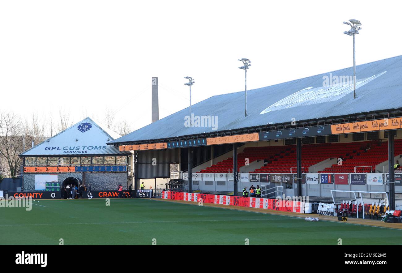 Vista generale della Rodney Parade durante la partita della EFL League Two tra Newport County e Crawley Town a Rodney Parade. 2nd gennaio 2023 Foto Stock